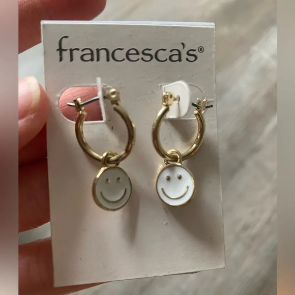 Francesca’s Smiley Hoop Earrings White And Gold NWT - Picture 3 of 5